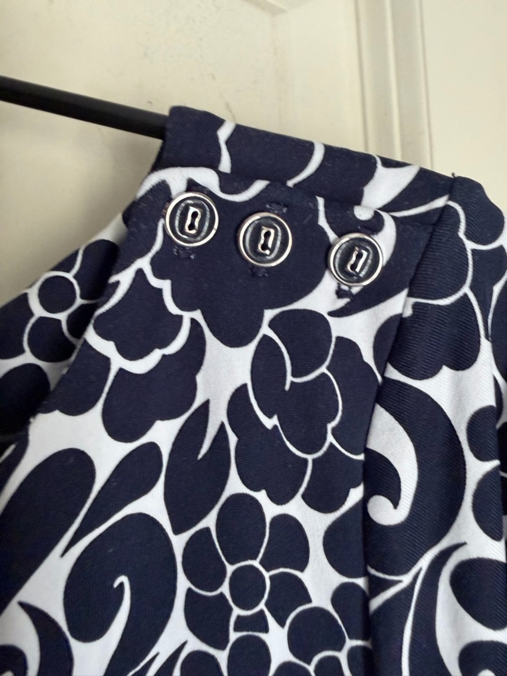 Charter Club Navy and White Floral 3/4 Sleeve Tunic top XL professional office - Picture 5 of 7
